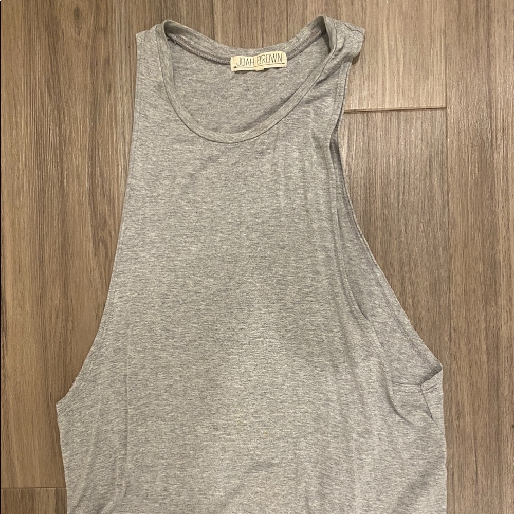 Joah Brown tank, long